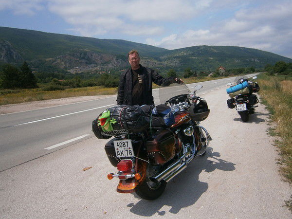 Игорь Николаев