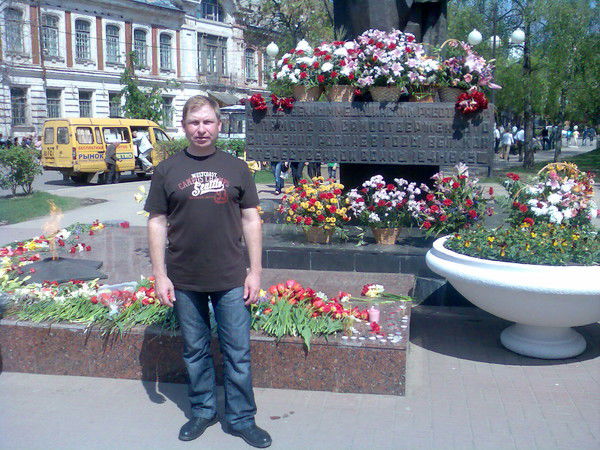 Владимир Аникин