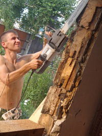 Денис Коваленко