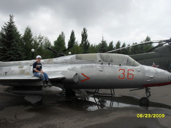 Александр Колесников