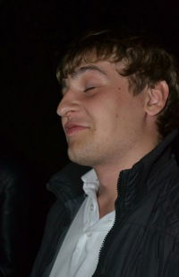 Анатолий Курмангожин