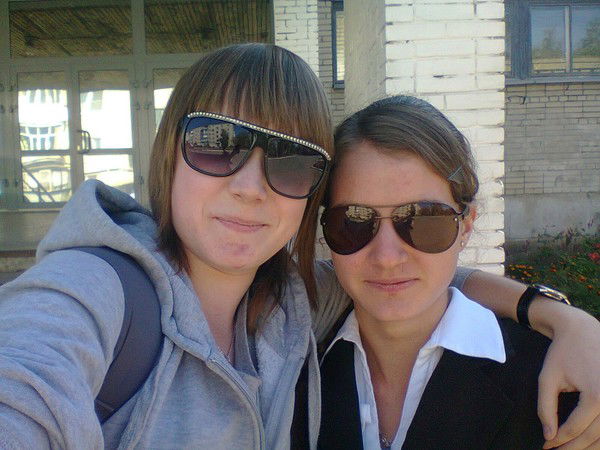 Яна Комарова