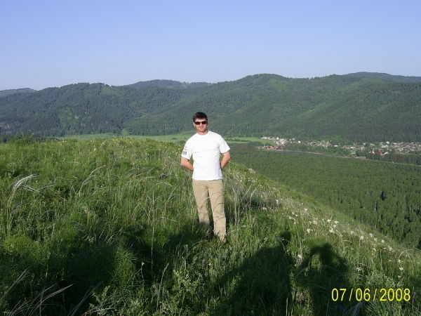 Виталий Иванов