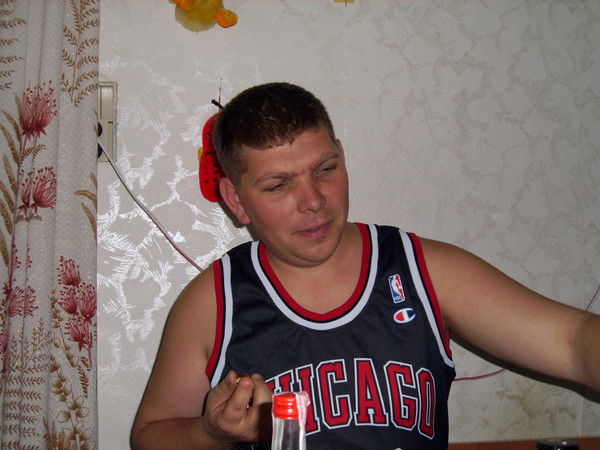 Олег Шелоший