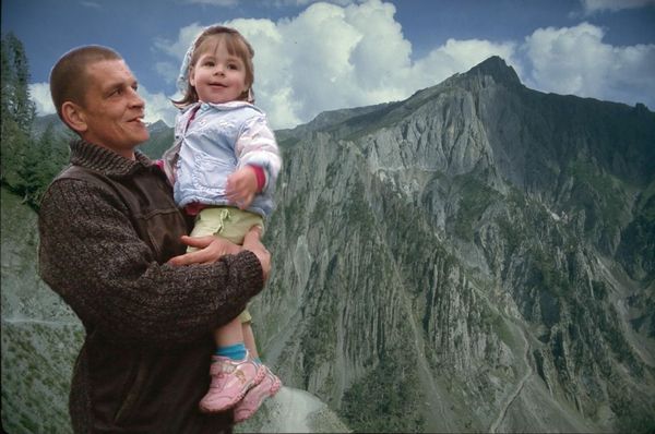 Коля Гомзяков