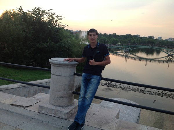 Алтын Баяманов