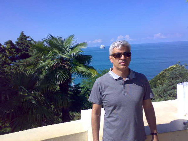 Алил Гусейнов