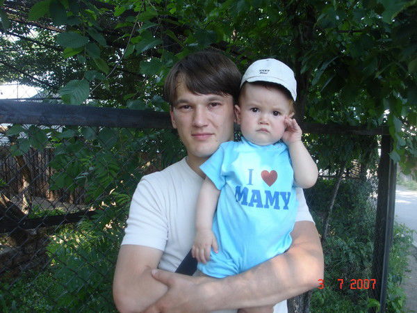 Владимир Ахмаров