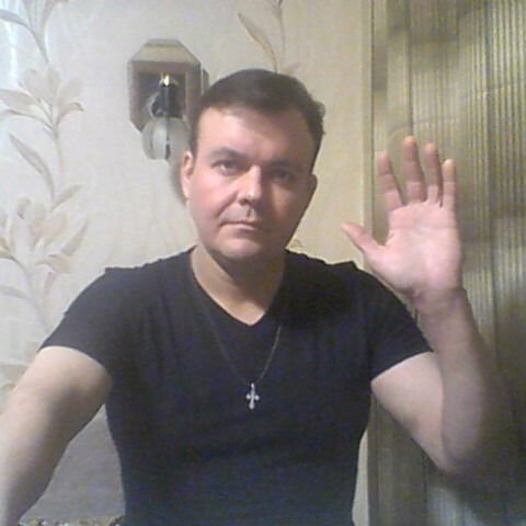 Виталий X X X