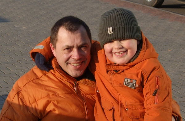 Виктор Романов