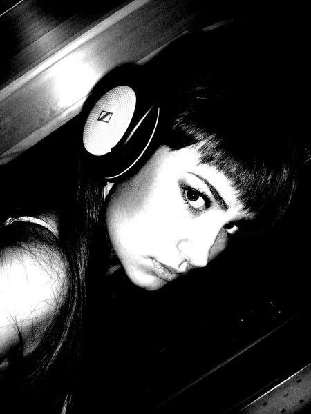 Алёна Захарова