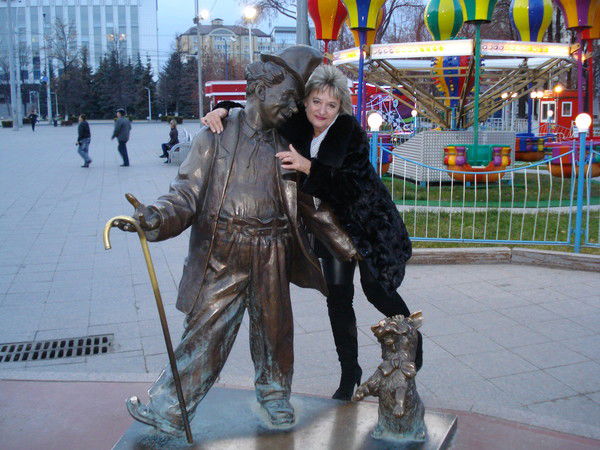 Галина Саар