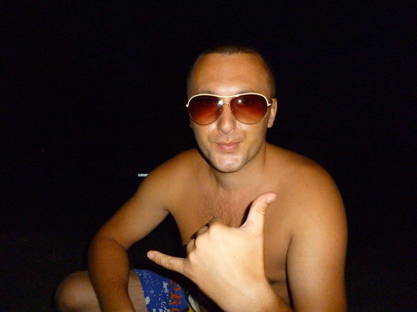 Андрей Назарян