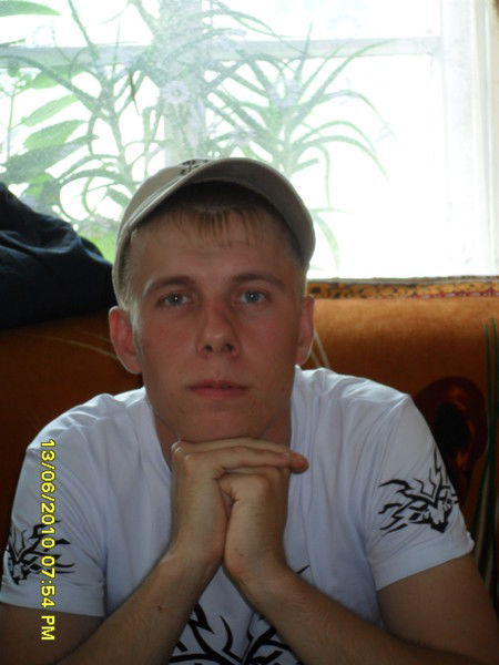 Андрей Борисов