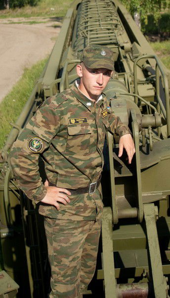 Макс Анисифоров