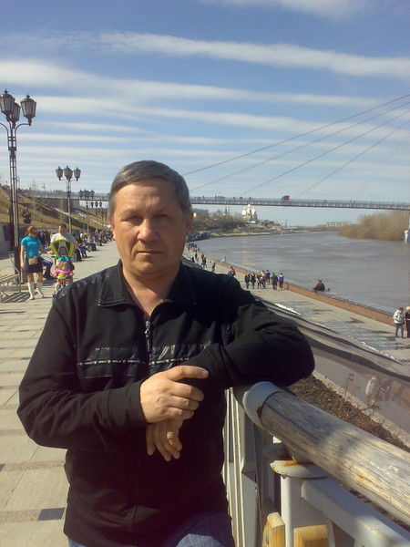 Юрий Тонков