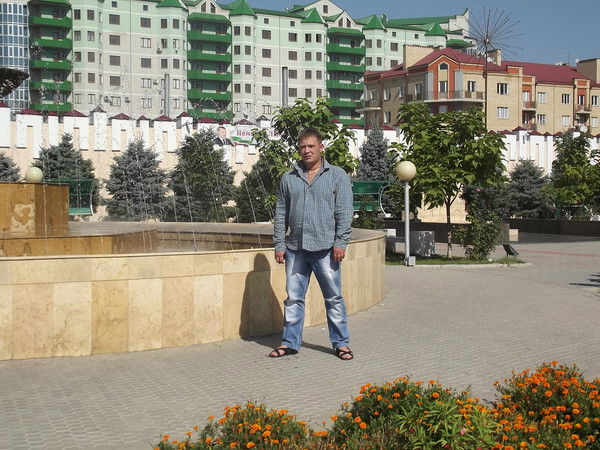 Александр Ломов