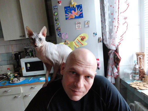 Александр Наумов