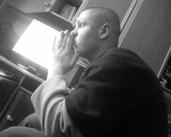 Влад Бондаренко