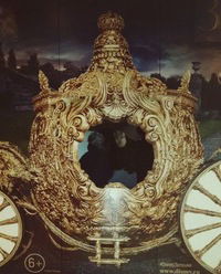 Аня Иванова