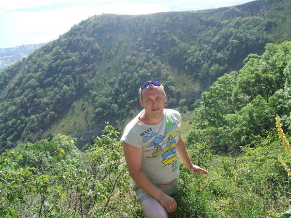 Денис Федотов