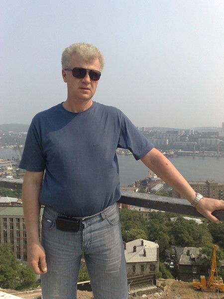 Юрий Головачёв