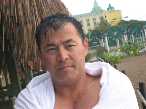 Еркн?али Утемуратов