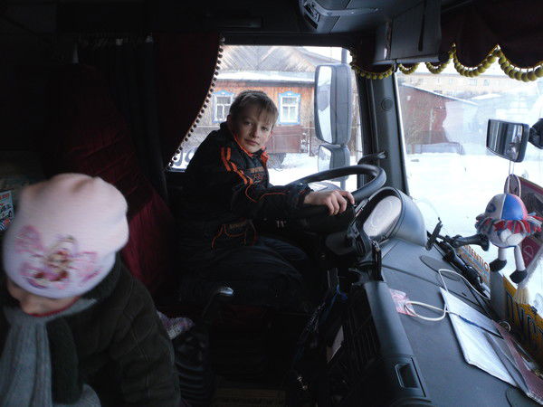 Антон Щеколдин