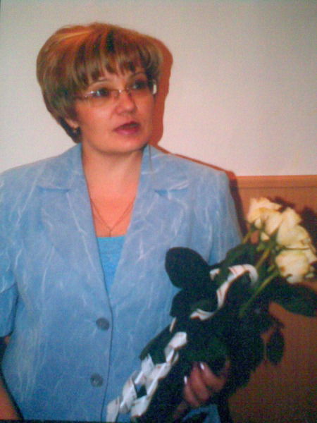 Елена Савинова