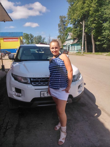 Оленька Ефимова