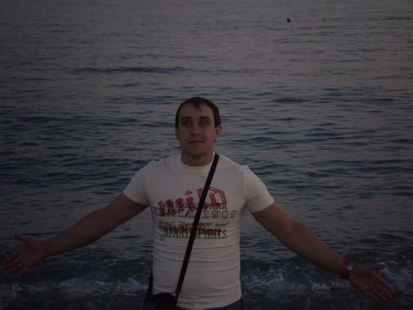 Андрей Карташов