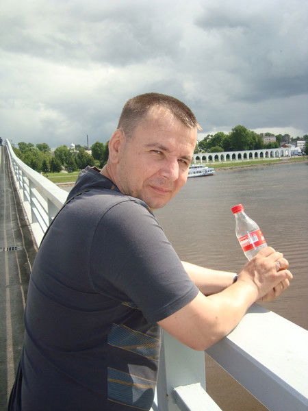 Владимир Захаров