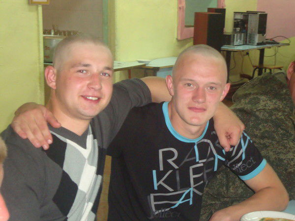 Женя Иванов