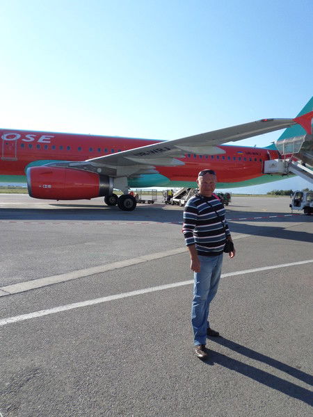 Дмитрий Ложешник