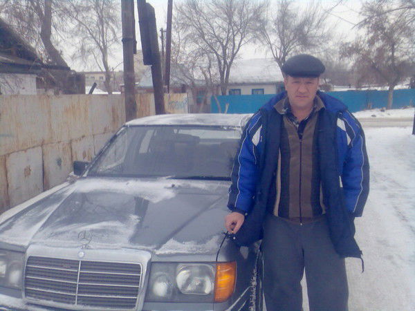 Леонид Бурлаков