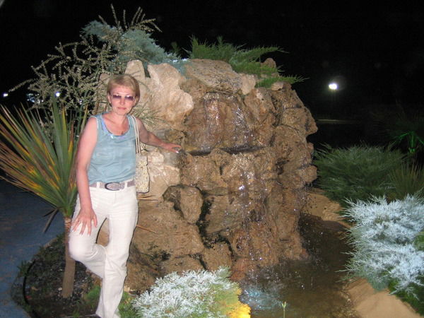 Тата Петрова