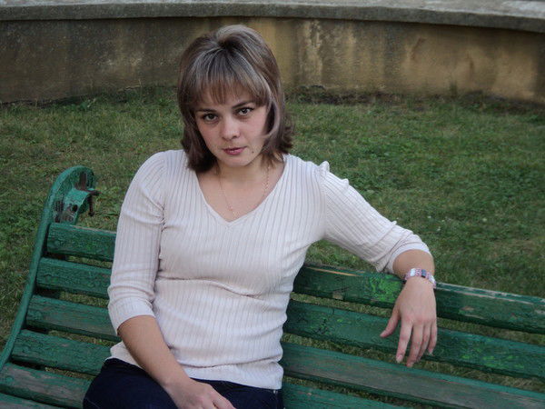Лена Резакова