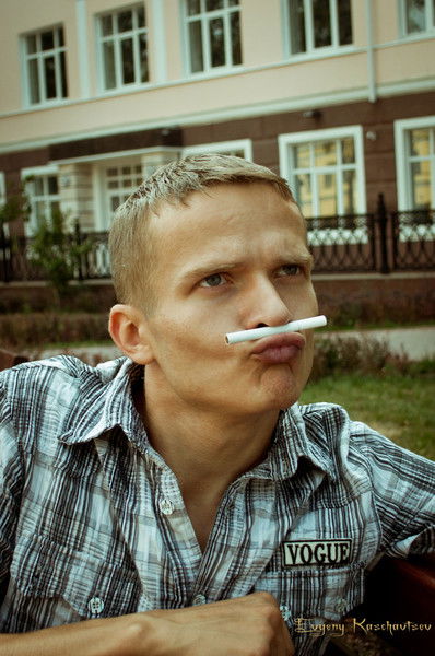 Женя (-_-)Zzzzz...