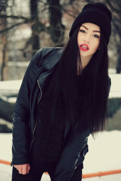 Юля Белозерова