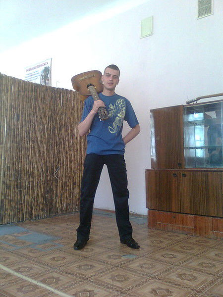 Денис Ткаченко