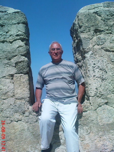 Игорь Кононов