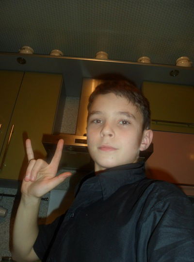 Женя Корней