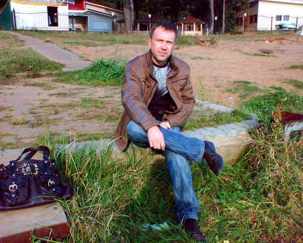 Андрей Опарин