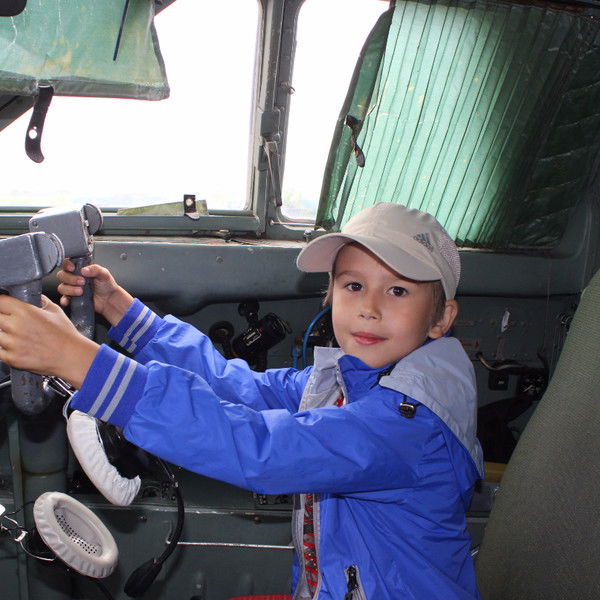 Виктор Безденежных