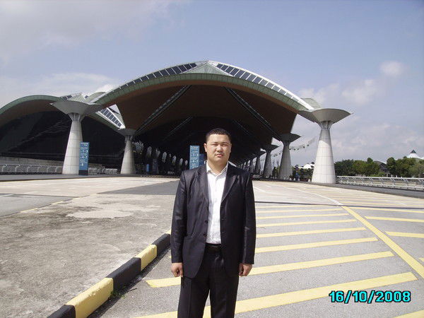 Жонибек Келдиеров