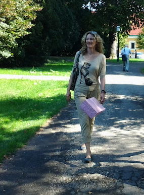 Лена Манагарова