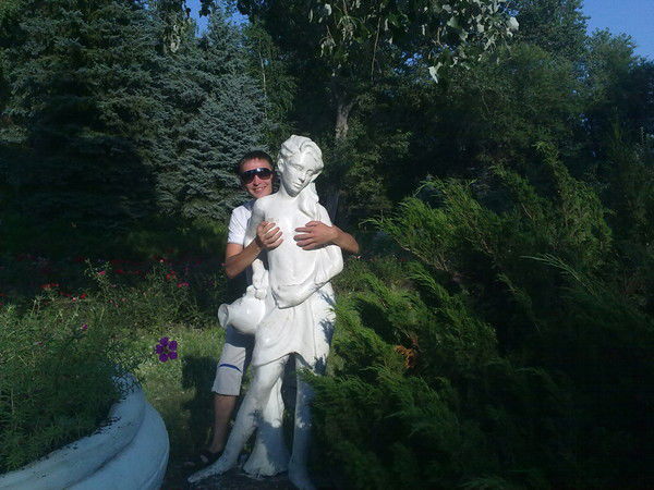 Дмитрий Махалов