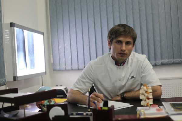 Николай Елоев