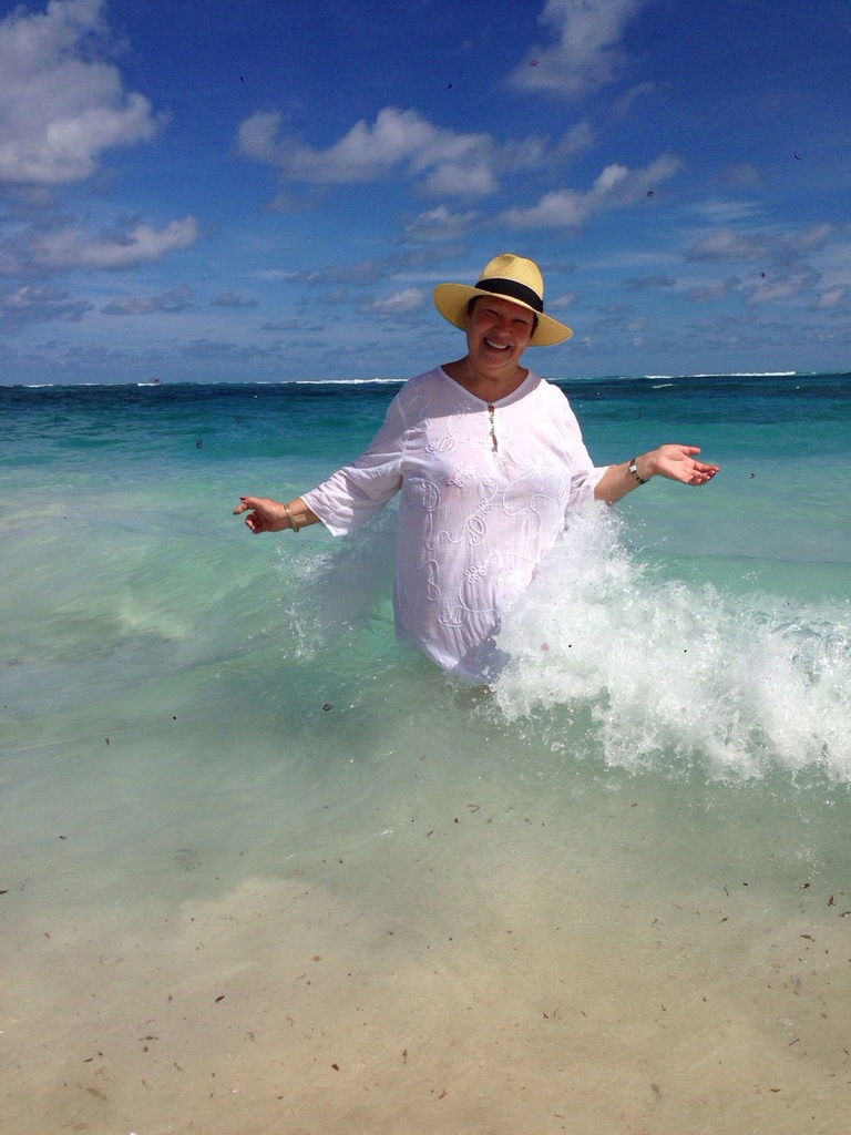 Елена Попова