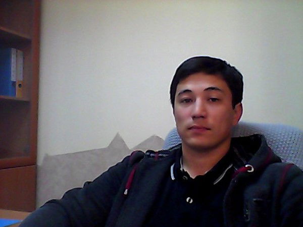 Акбар Нуров